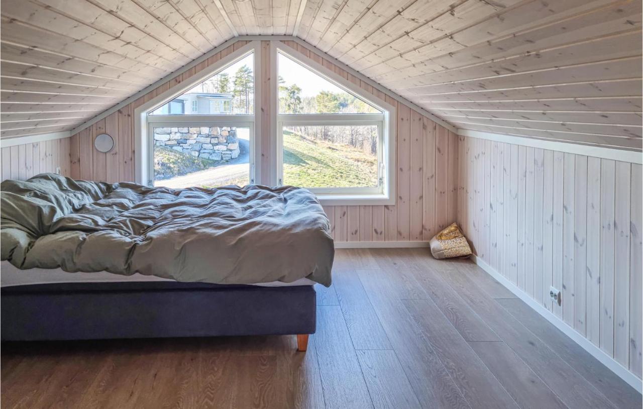4 Bedroom Amazing Home In Faervik Exterior photo
